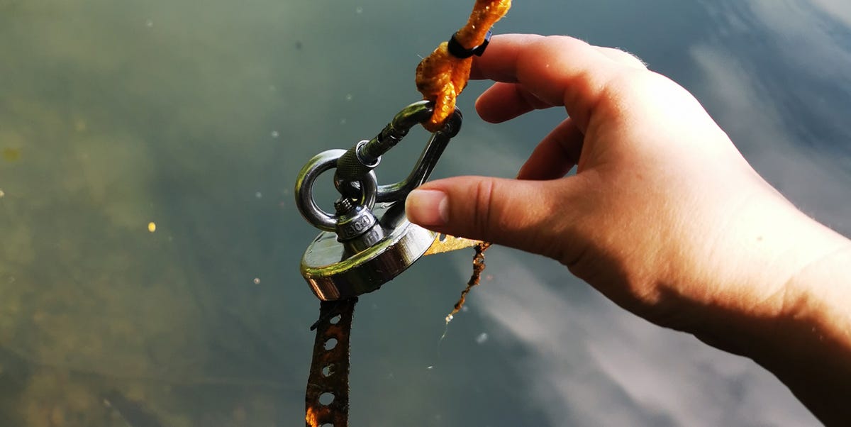Magnet Fishing for Beginners: Essential Tips to Get Started